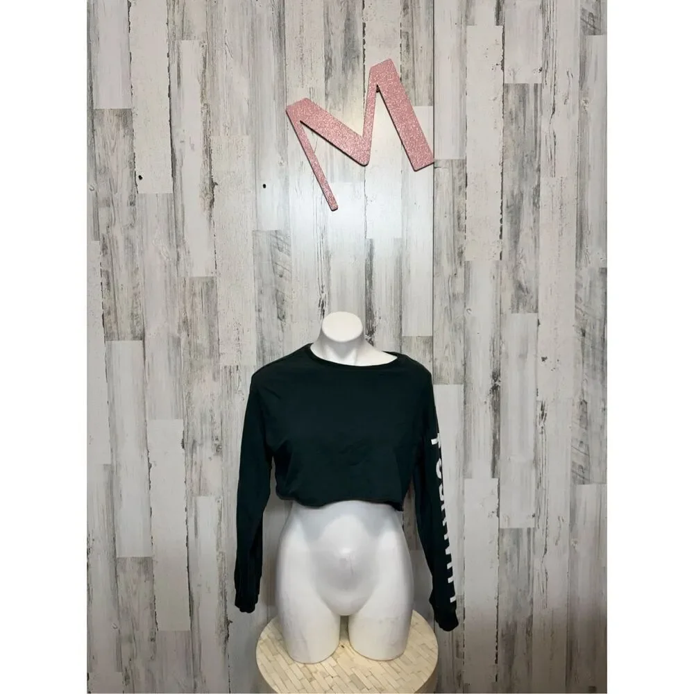 H&M Green cropped sweater size medium